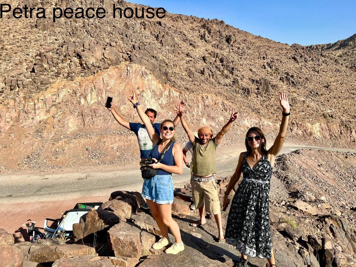 Petra Peace House Hotel Wadi Musa Eksteriør billede
